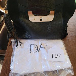 DVF BLACK LEATHER HARPER HANDBAG W/ TASSEL